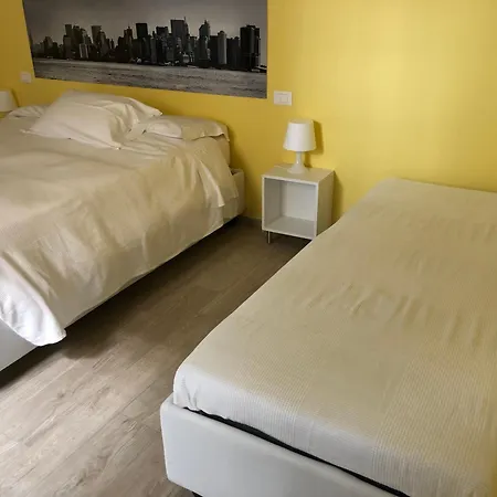 Casa Francia Emilia Levante Pensión