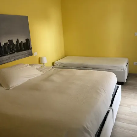 בית הארחה Casa Francia Emilia Levante 3*