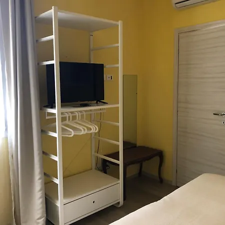 Casa Francia Emilia Levante ボローニャ