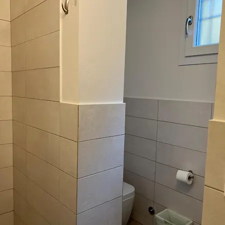 Casa Francia Emilia Levante * ボローニャ