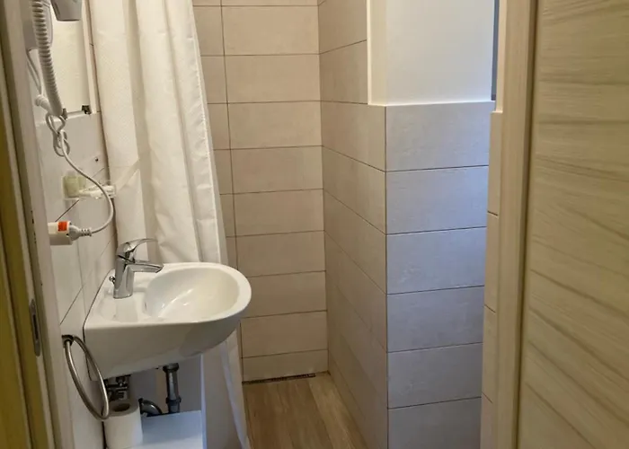 Casa Francia Emilia Levante